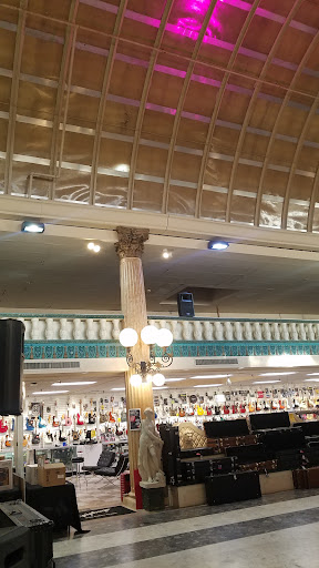 Musical Instrument Store «Sam Ash Music Stores», reviews and photos, 923 N McMullen Booth Rd, Clearwater, FL 33759, USA