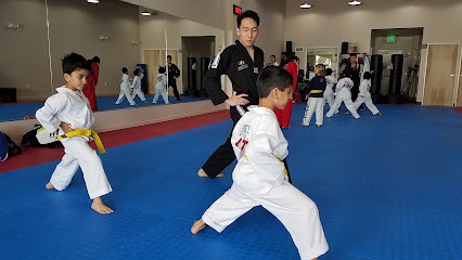Hwang's Taekwondo Center