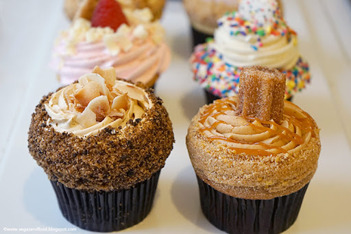 Cupcake shop Ontario