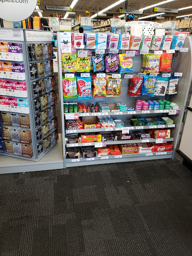 Office Supply Store «Staples», reviews and photos, 3339 Princeton Rd, Hamilton, OH 45011, USA