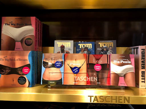 Book Store «TASCHEN Store Miami», reviews and photos, 1111 Lincoln Rd, Miami Beach, FL 33139, USA