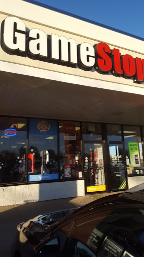 GameStop, 716 E Rollins Rd A-9, Round Lake Beach, IL 60073, USA, 
