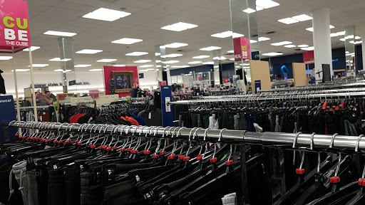 Department Store «Marshalls», reviews and photos, 795 Montauk Hwy, West Babylon, NY 11704, USA