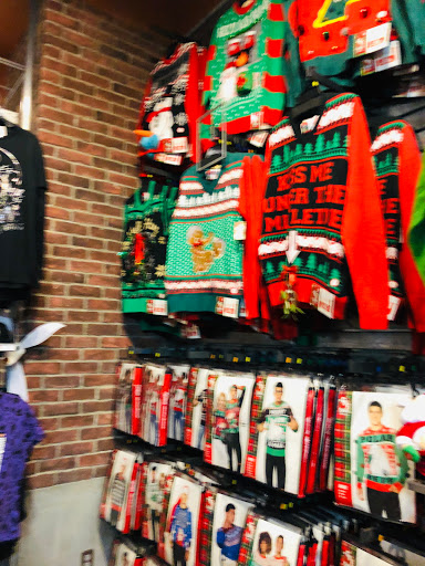 Gift Shop «SPENCER GIFTS», reviews and photos, 2601 Preston Rd, Frisco, TX 75034, USA