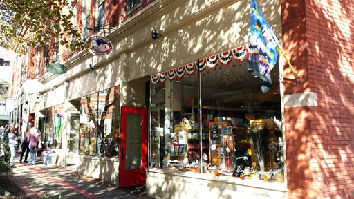 Pet Supply Store «New England Dog Biscuit Company», reviews and photos, 7 Central St, Salem, MA 01970, USA