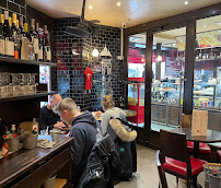 Atmosphère du Restaurant Bistro de la Tour à Paris - n°2