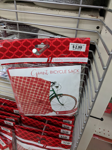 Discount Store «Ocean State Job Lot», reviews and photos, 30 Commercial St, Foxborough, MA 02035, USA