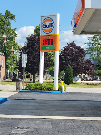 Grocery Store «Andover Sparkle Market», reviews and photos, 97 Public Sq, Andover, OH 44003, USA