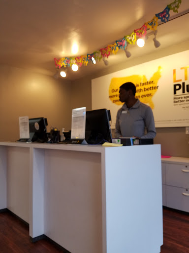 Cell Phone Store «Sprint Store», reviews and photos, 331 Kearny Ave, Kearny, NJ 07032, USA