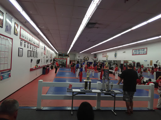 Shopping Mall «Hyde Park Mall», reviews and photos, 3999 Albany Post Rd, Hyde Park, NY 12538, USA