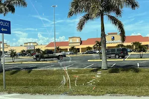 CLEWISTON TOWN CENTER image