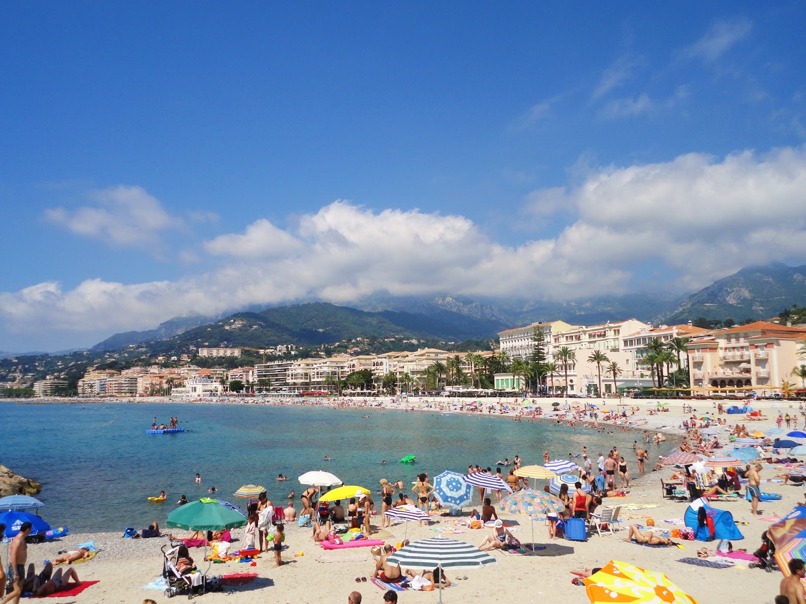 AF1QipPLeEraKOURFBw6SyYnoLSGhHbSpmJ1c9ryGEKH=s1600