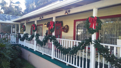 Tea House «The Tilted Teacup Tea Room and Boutique», reviews and photos, 103 S Saxon Ave, Brooksville, FL 34601, USA