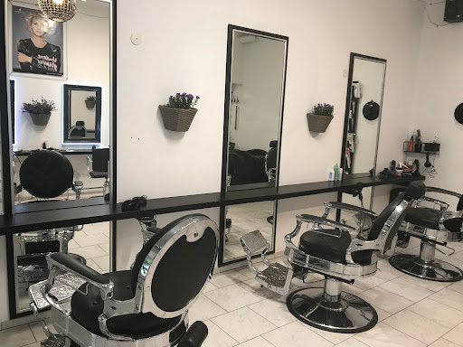 Happy New Hair! in Lyngby, Lyngby-Taarbæk