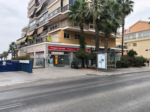 Información y opiniones sobre PELUQUERIA SERGIO ARMESTO SAJ de Málaga