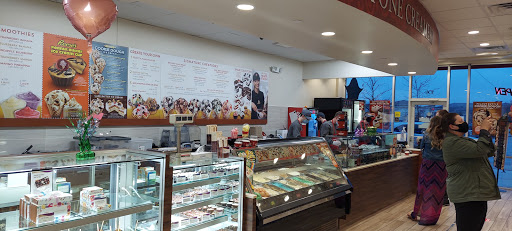 Shopping Mall «Deer Park Town Center Shopping Center», reviews and photos, 20530 N Rand Rd, Deer Park, IL 60010, USA