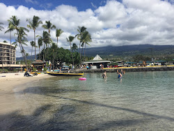 Kamakahonu Beach'in fotoğrafı imkanlar alanı
