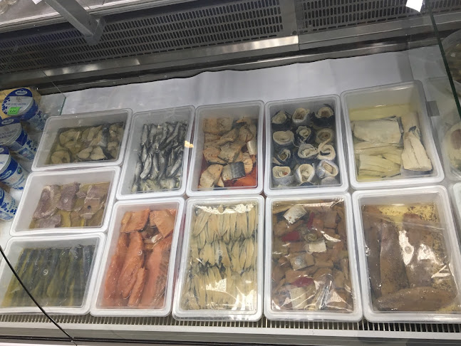 Магазин за гръцки стоки и прясна риба - Супермаркет