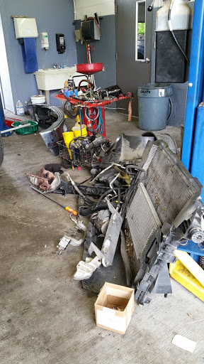 Auto Repair Shop «Springdale Automotive (Jeffersontown)», reviews and photos, 10700 Plantside Dr, Louisville, KY 40299, USA