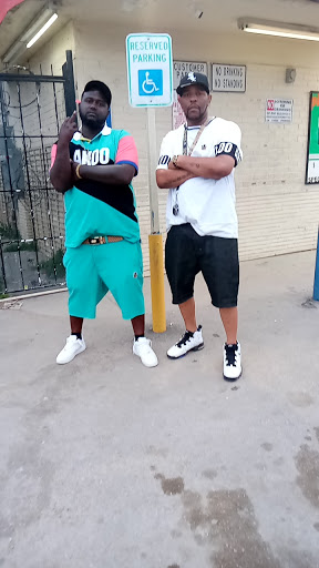 Liquor Store «K & P Liquor», reviews and photos, 5608 S Lamar St, Dallas, TX 75215, USA