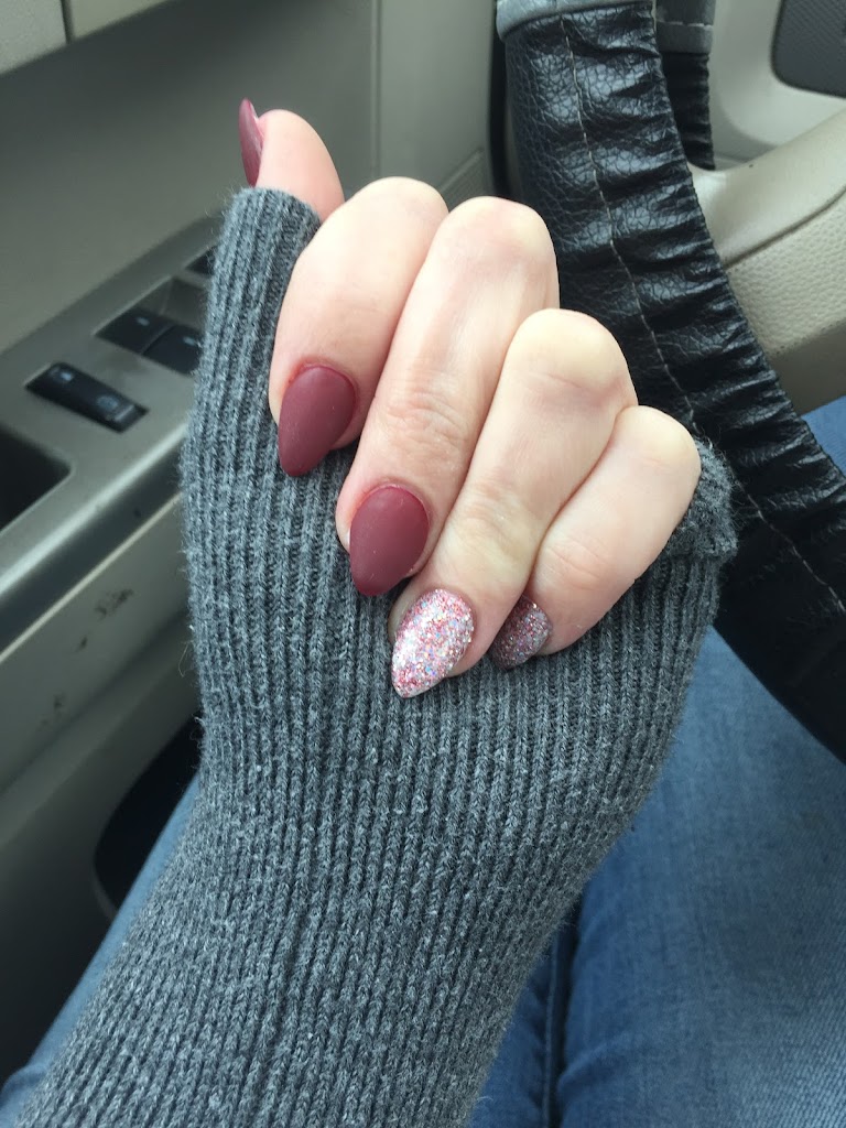 Regal Nails, Salon & Spa 48629