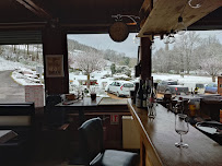 Atmosphère du Restaurant Le Relais du Vieux Moulin à Deux-Grosnes - n°2