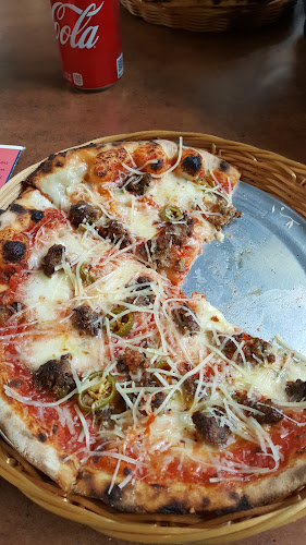 Best Wood Fired pizza place in Nashville - Bella Nashville Pizzeria
