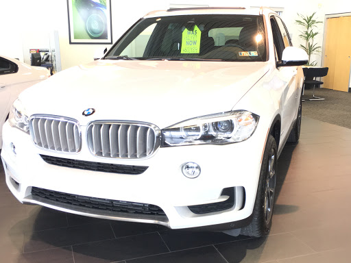 BMW Dealer «Thompson BMW», reviews and photos
