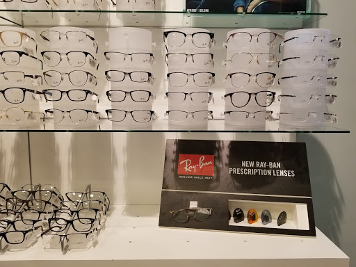 Eye Care Center «LensCrafters», reviews and photos, 11784 Lee Jackson Memorial Hwy, Fairfax, VA 22033, USA