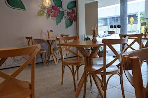 Farinha's Café image