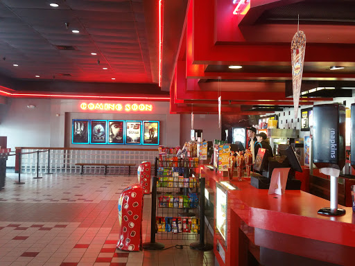 Movie Theater «Regal Cinemas Moraine Pointe Cinema 10», reviews and photos, 300 Moraine Pointe Plaza, Butler, PA 16001, USA