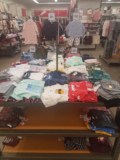 Clothing Store «Old Navy», reviews and photos, 5041 Jericho Turnpike, Commack, NY 11725, USA