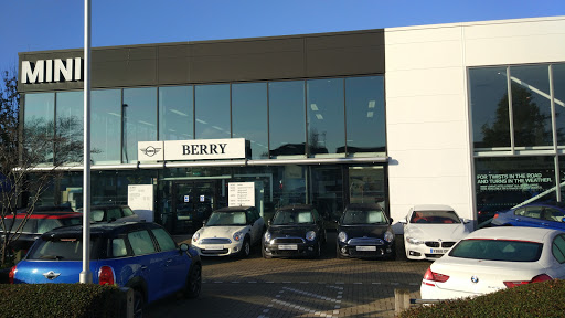 Berry Heathrow  Authorised BMW Retailer