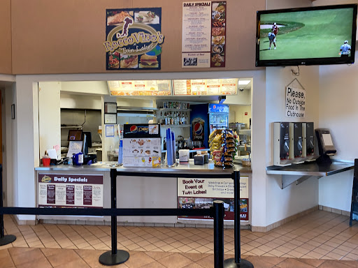 Golf Course «Twin Lakes Golf Course», reviews and photos, 400 W 59th St, Westmont, IL 60559, USA