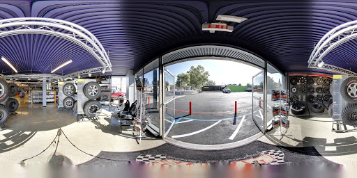 Truck Accessories Store «4 Wheel Parts Performance Center», reviews and photos, 550 W San Carlos St, San Jose, CA 95126, USA
