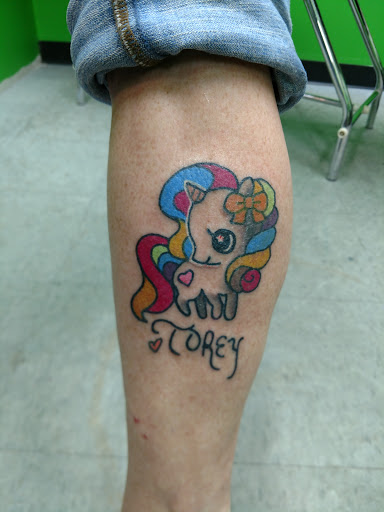 Tattoo Shop «studio SEVEN tattoos», reviews and photos, 36200 Groesbeck Hwy, Charter Twp of Clinton, MI 48035, USA