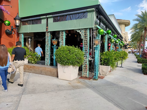 Shops At Pembroke Gardens, 527 SW 145th Terrace, Pembroke Pines, FL 33027, USA, 