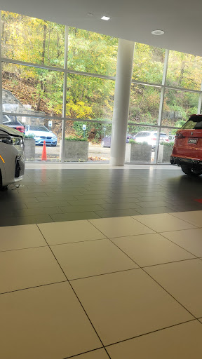 BMW Dealer «BMW Mt Kisco», reviews and photos, 250 Kisco Ave, Mt Kisco, NY 10549, USA