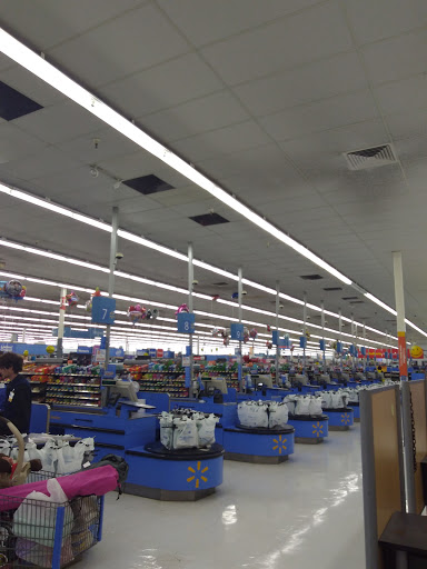Department Store «Walmart Supercenter», reviews and photos, 1660 Tappahannock Blvd, Tappahannock, VA 22560, USA
