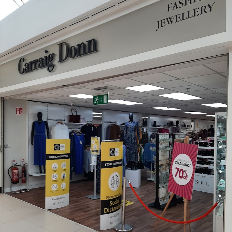 Carraig Donn Douglas Village