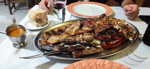 Restaurante Parrillada A Fronteira - Tarambollo, 12, 15100 Carballo, A Coruña, Spain