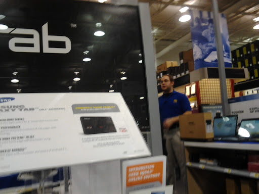 Electronics Store «Best Buy», reviews and photos, 19555 W Bluemound Rd, Brookfield, WI 53045, USA