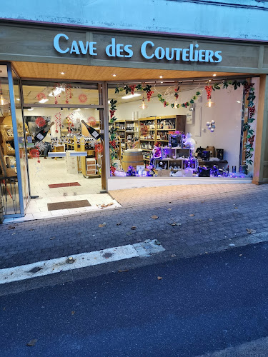 Cave des couteliers à Nontron