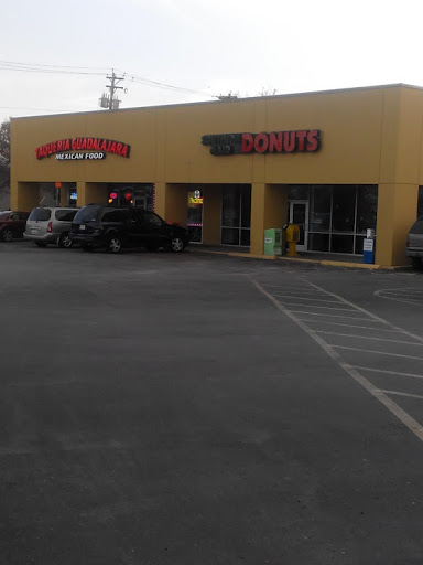 Donut Shop «Southern Maid Donuts», reviews and photos, 701 Stemmons Fwy # 160, Lewisville, TX 75067, USA