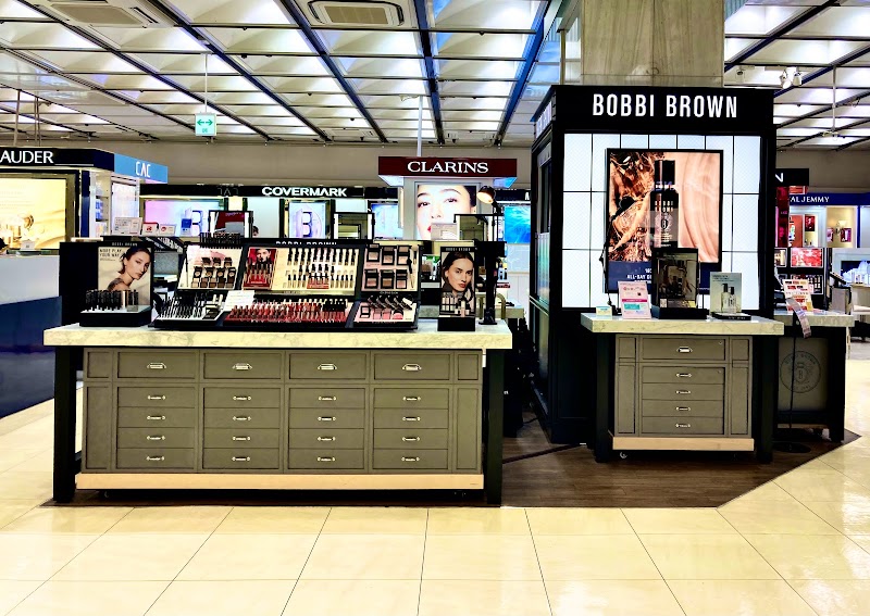 BOBBI BROWN 新宿京王