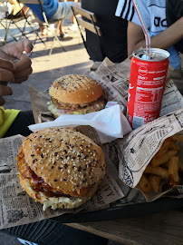 Plats et boissons du Restaurant Corner Burger à Marseille - n°20