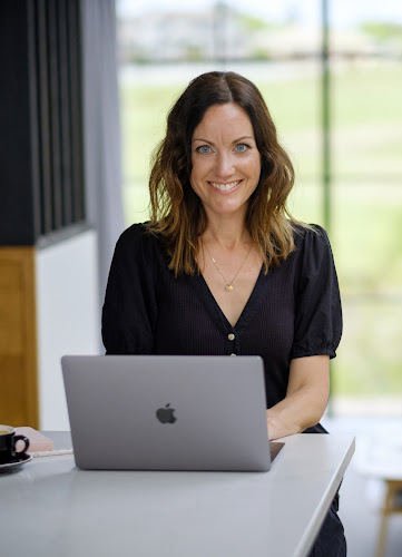 Reviews of HILL CREATIVE in Hamilton - Graphic designer