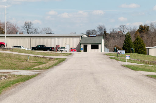 Auto Body Shop «Jim Williams Body Shop», reviews and photos, 100 Elk Park Dr, Taylorsville, KY 40071, USA