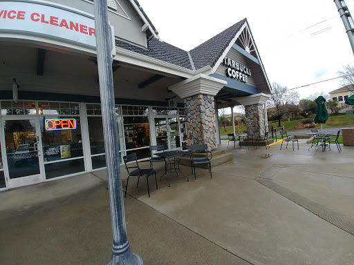 Starbucks, 9580 Oak Ave, Folsom, CA 95630, USA, 