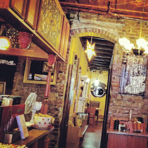 Coffee Shop «The Creme Coffee House», reviews and photos, 109 E 2nd St, Owensboro, KY 42303, USA